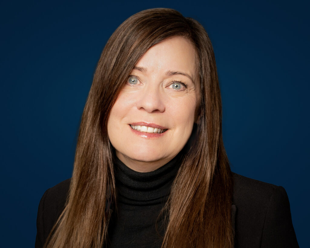 Suzanne Cayton, Senior Associate